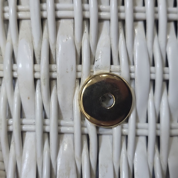 White Wicker Type Woven Clutch with White Woven Goldtone Crossbody Chain - Picture 9 of 16